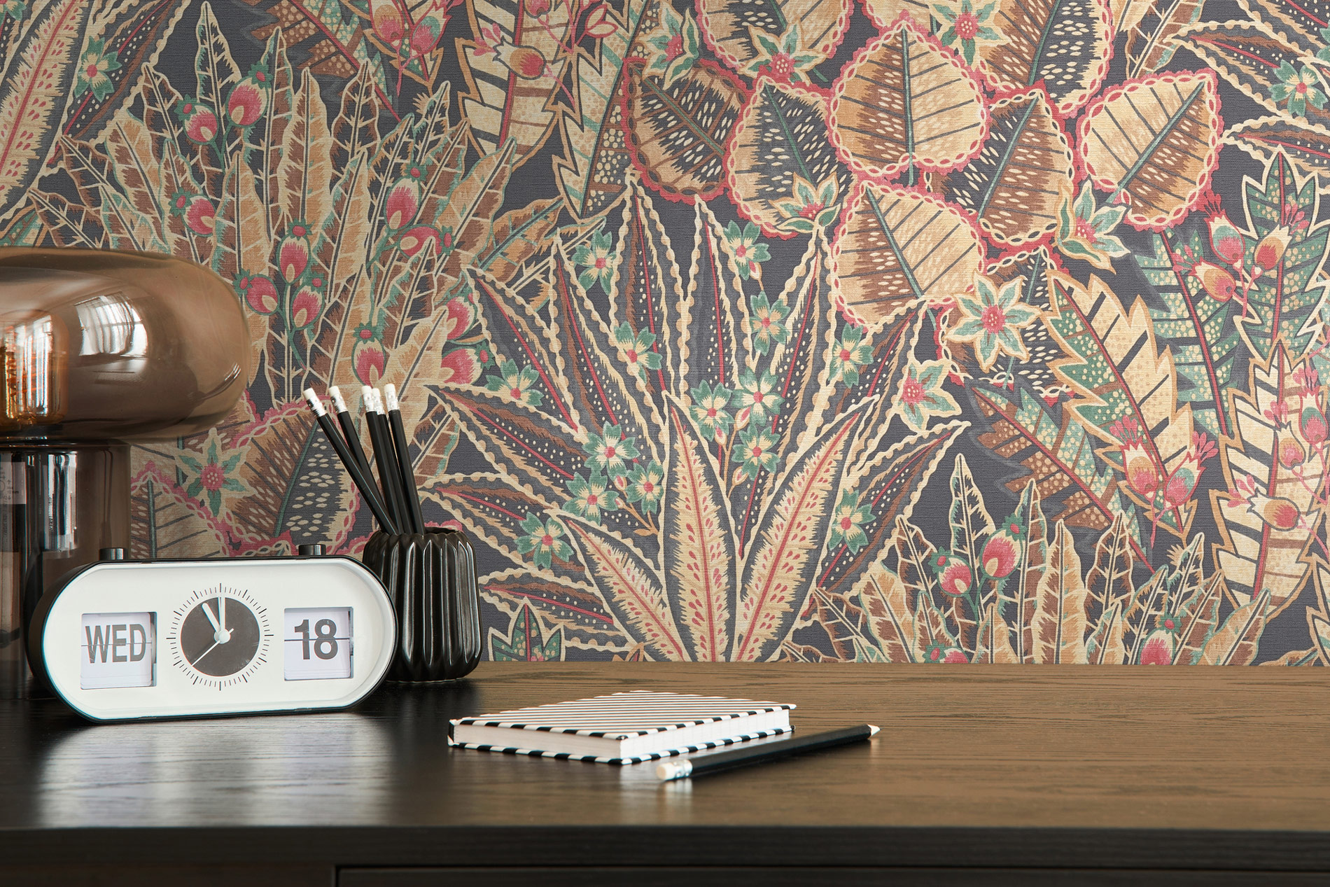 Livingwalls Vliestapete Stories of Life Floral Braun 396531